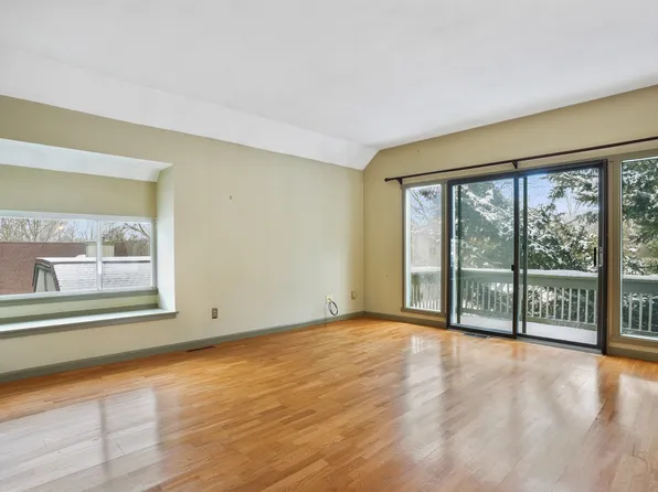 126 Heritage Village #B, Southbury, CT 06488