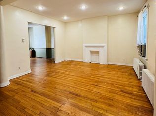 5882 Hobart St, Pittsburgh, PA 15217