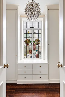 Sold by Compass | media 9