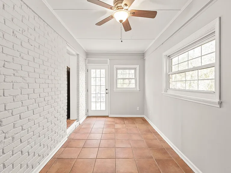 4914 Kistler Ave — Photo 13