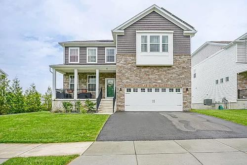 32 Westmont Dr Photo 1