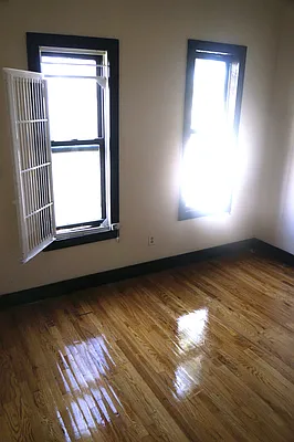 Rented by Nooklyn NYC LLC | media 13