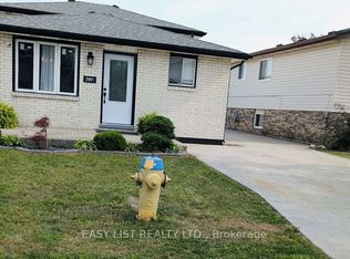 2901 Robillard Cres, Windsor, ON N8W5L2