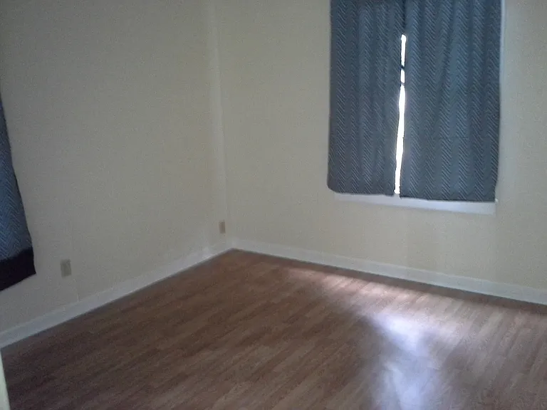 1007 Marvin Ave — Photo 7