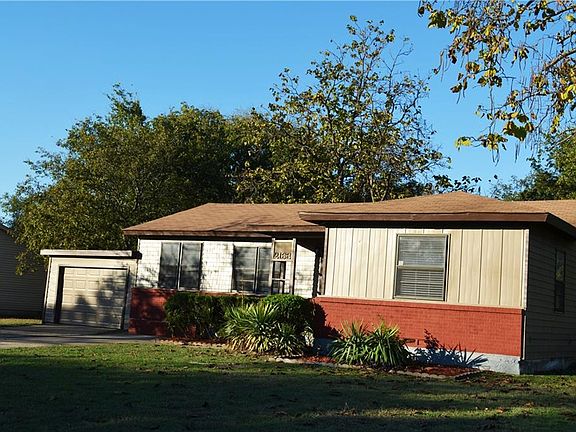 2nd image of 2168 Evergreen Dr