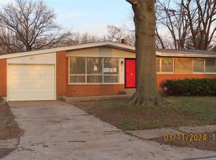 9700 Perch Dr, Saint Louis, MO