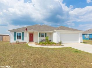 160 Plantation Cir, Summerdale, AL 36580