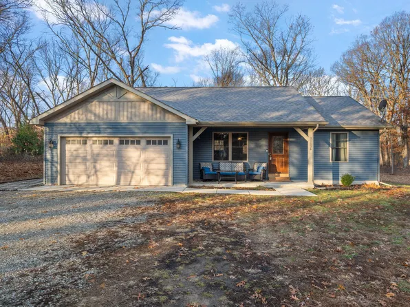 11524 Briarhill Dr, Demotte, IN 46310