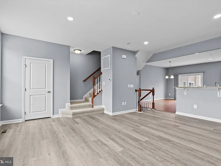 6190 Willow Pl — Photo 10