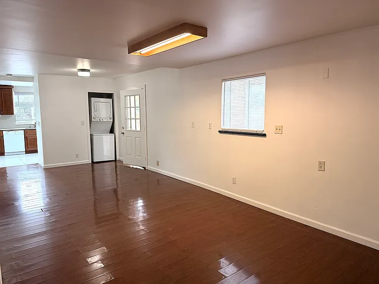 4245 S Raymond St — Photo 10