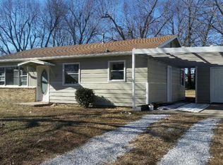 879 E Amis Rd, Rogers, AR 72756