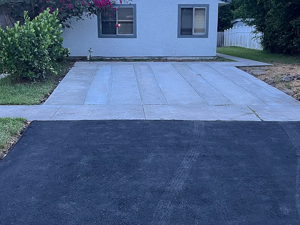 5335 NW 5th St