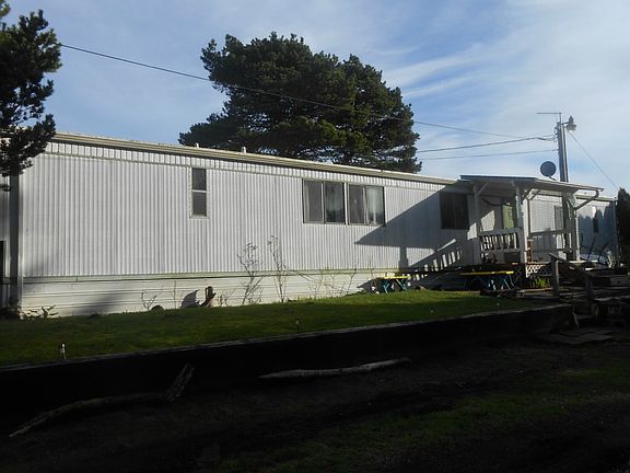 3rd image of 1405 164th Pl