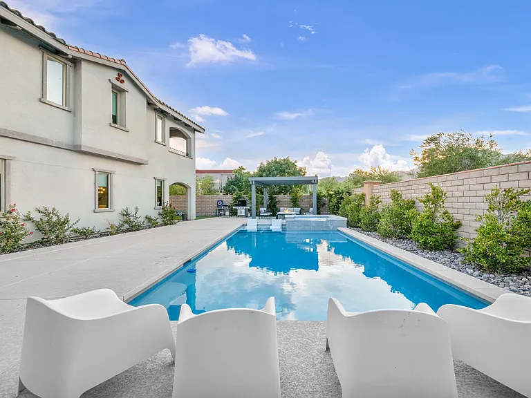 233 Castellari Dr — Photo 65