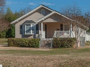 111 Taylors Rd, Taylors, SC 29687