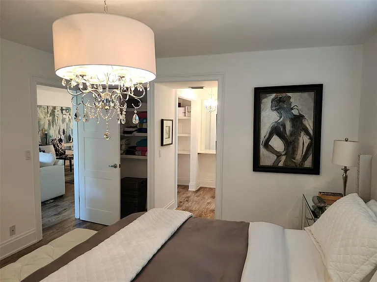 301 Cambridge Rd #301 — Photo 15