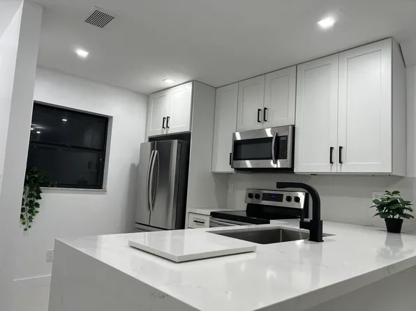 1088 NW 106th Ter #206, Hollywood, FL 33026