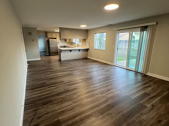 Family Room/Kitchen