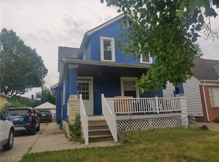 8915 Pinegrove Ave, Parma, OH