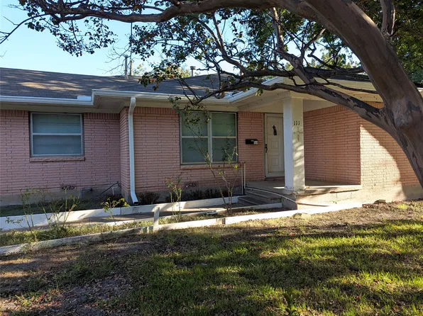 111 Murchison St, Farmersville, TX 75442
