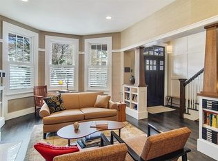 2903 N Racine Ave, Chicago, IL 60657