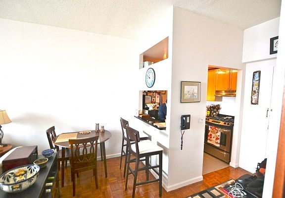 2nd image of 1 Columbus Pl APT N36a