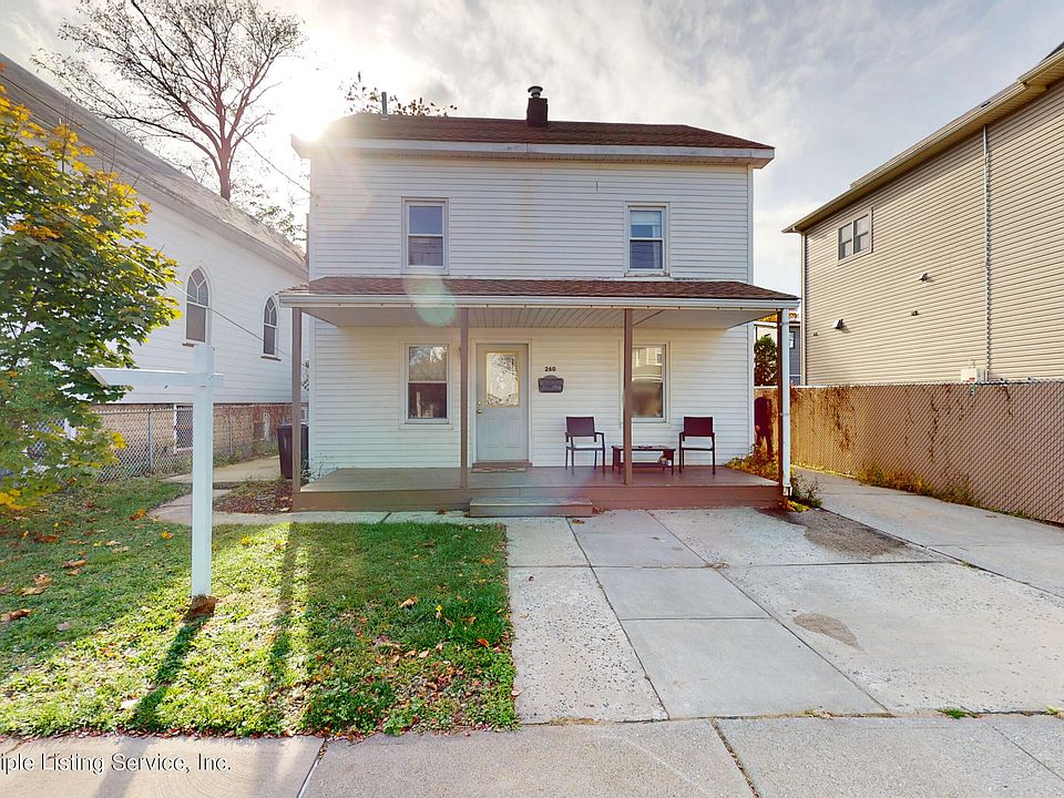 1st image of 260 Wood Ave