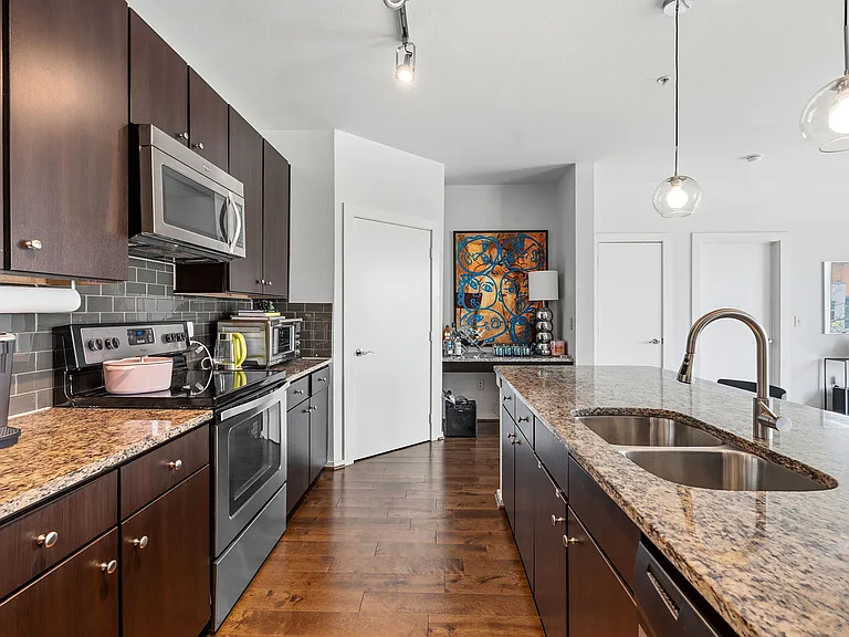 1900 Barton Springs Rd #5021 — Photo 14