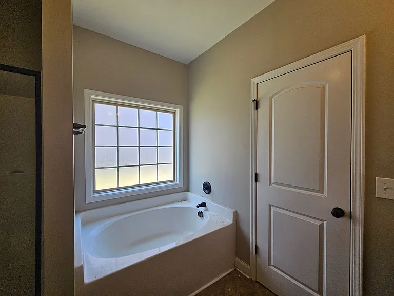 669 Pine Lilly Dr — Photo 13