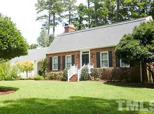 1637 Crescent Dr, Henderson, NC 27536