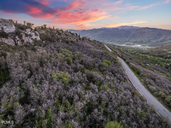 7055 Canyon Dr #126, Park City, UT 84098
