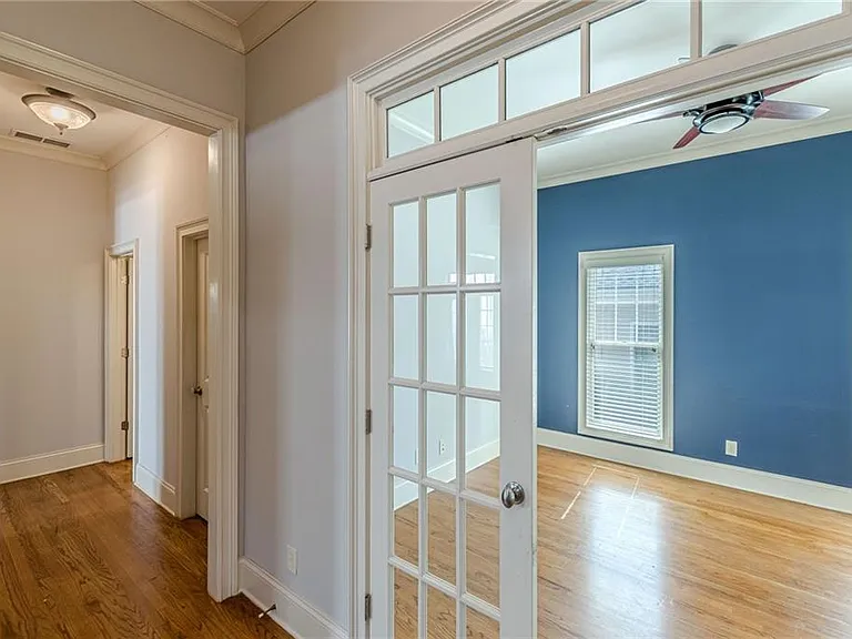 1645 Woodward Way — Photo 45
