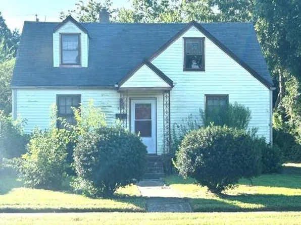 9238 Rippard Ave, Norfolk, VA 23503