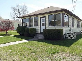 58 Cleveland St, North Providence, RI 02904