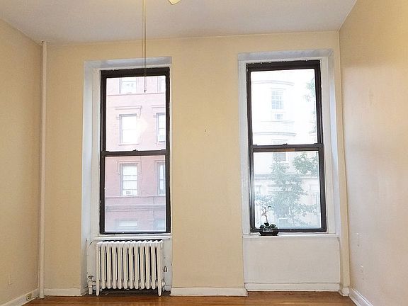 3rd image of 219 W 78th St APT 2F