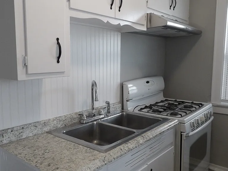 1734 Bruck St #1732 — Photo 19