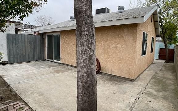 4th image of 13925 W Weidner St #13925