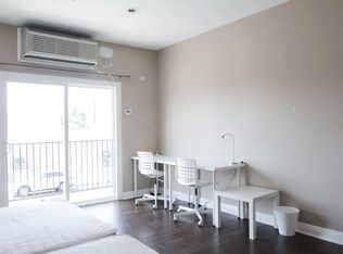 1337 W 36th Pl, Los Angeles, CA 90007