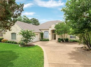 719 Golf Crest Ln, Lakeway, TX 78734