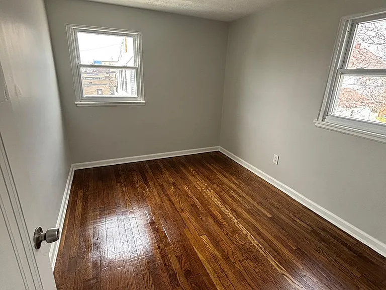 18603 Arrowhead Ave — Photo 9