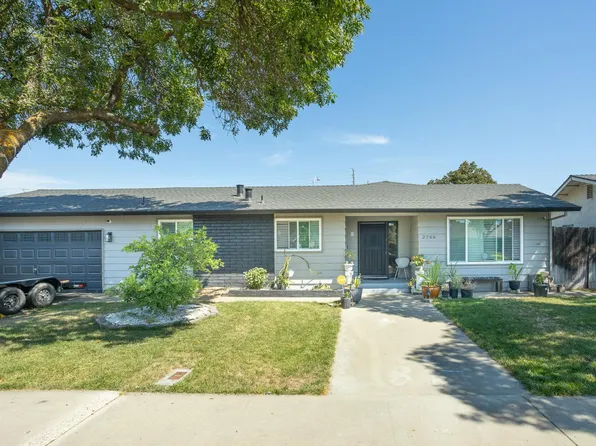 2705 Stoneridge Dr, Modesto, CA 95355