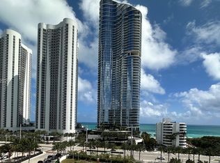 100 Bayview Dr APT 911, Sunny Isles Beach, FL 33160