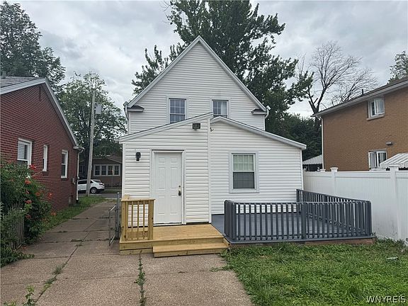 3rd image of 598 Lisbon Ave