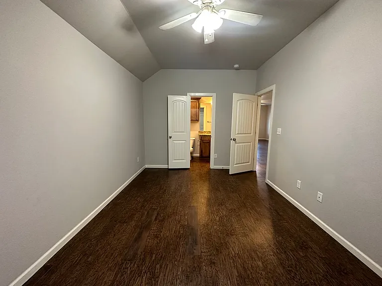 4600 Loch Ln — Photo 12