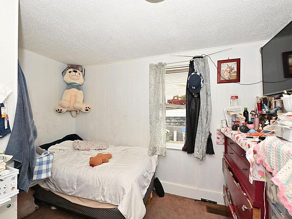 4th image of 1538 S 9th STREET