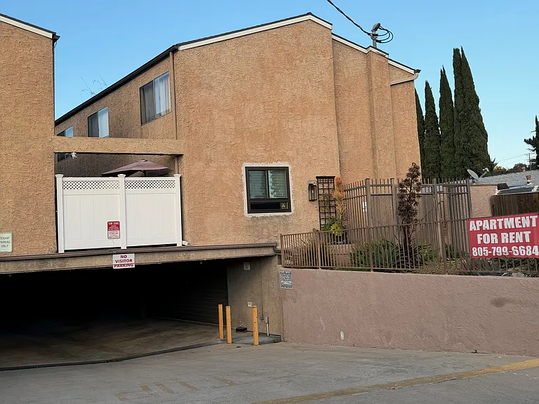 327 S Madison Way #C — Photo 7