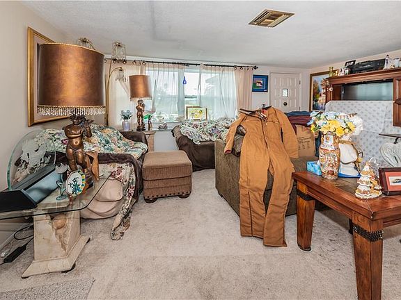 5th image of 3227 Bright Dr