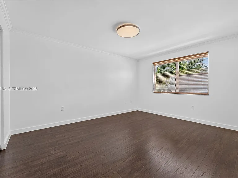 6800 SW 45th Ln #124 — Photo 9