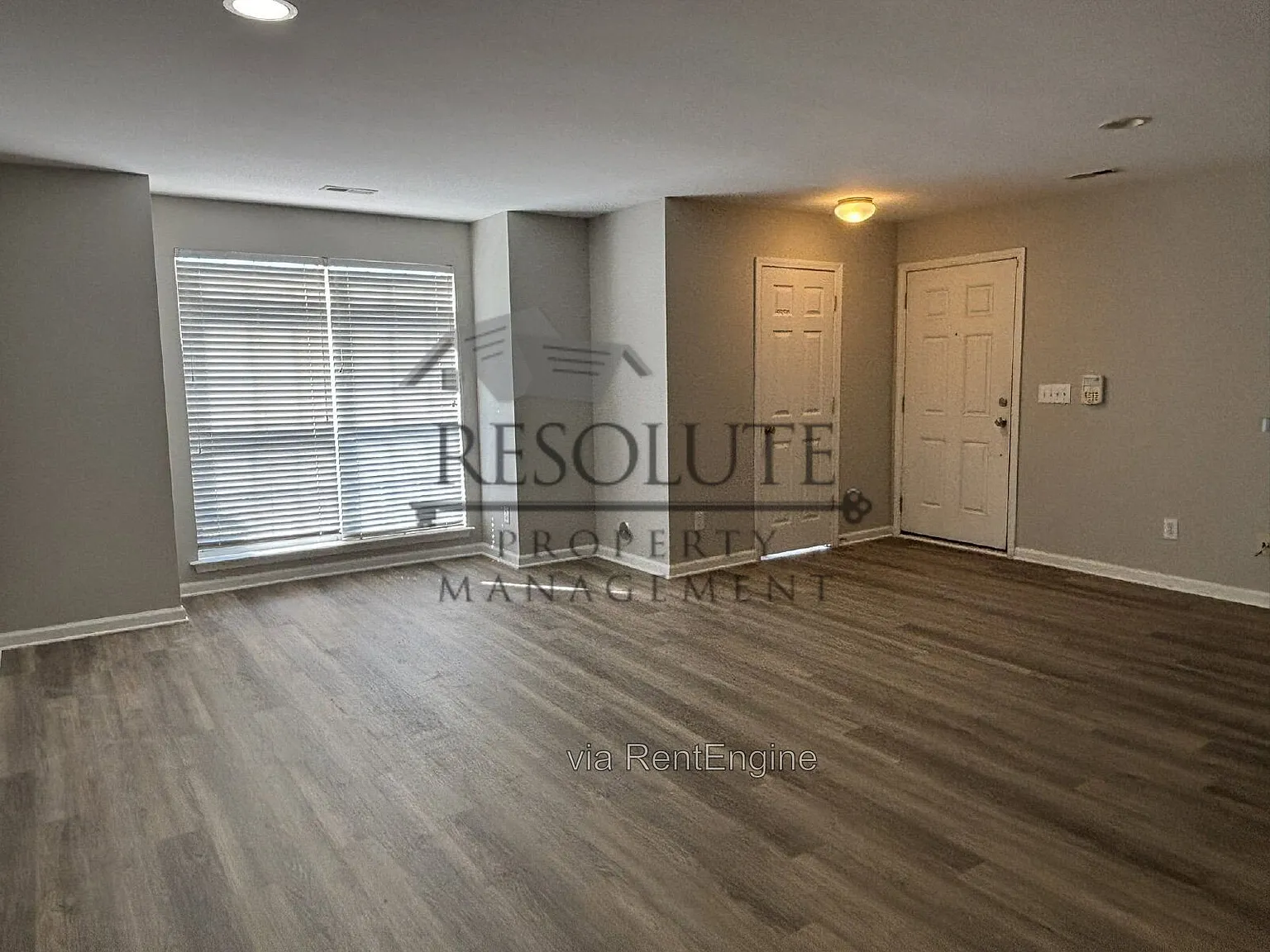3 bed, 2.0 bath, 1700 sqft, $1,750 — Photo 4