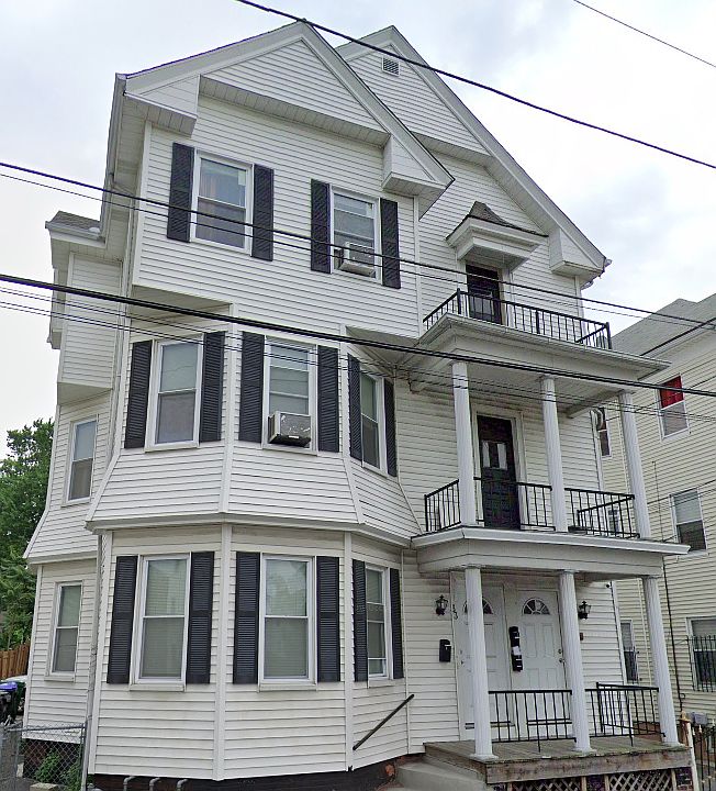 1st image of 33 Linwood Ave Floor 1